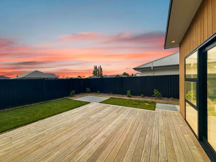 14 Elsie Lange Way Casebrook_20