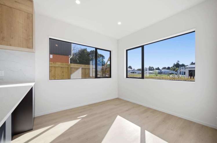 6 Stableford Crescent_4