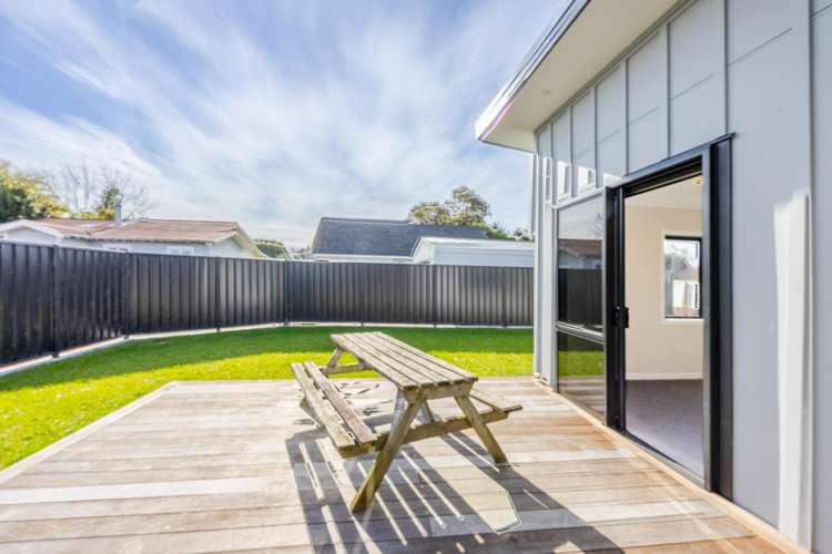 8 Holyrood Terrace Waipukurau_17