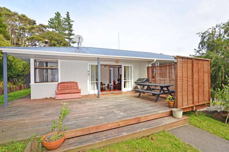 518a West Coast Road Oratia_2