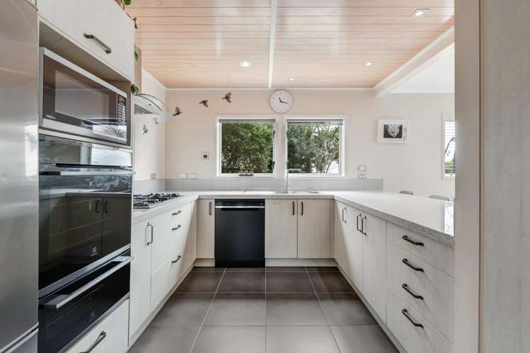 17 Cape Cod Drive Gulf Harbour_8