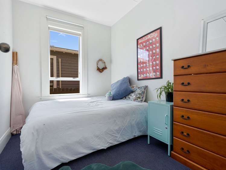 905 Willowpark Road North Mayfair_19