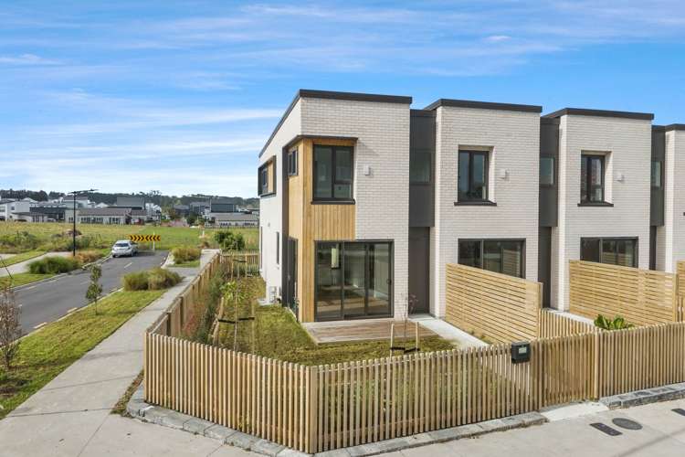 208 Henwood Road Westgate_16