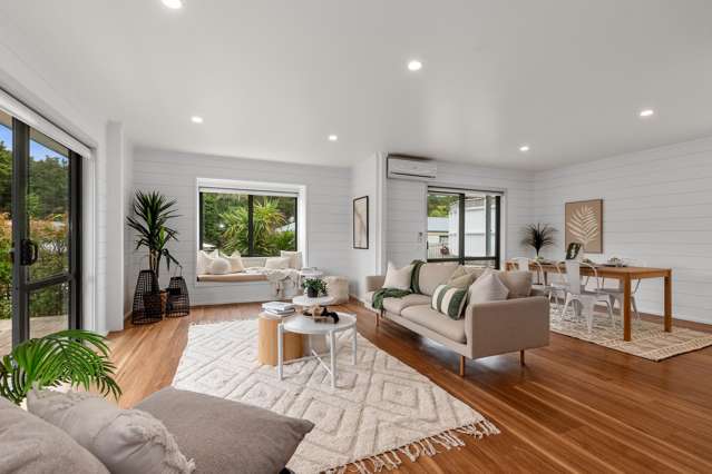 Easy Living in a Location That Sells Itself!