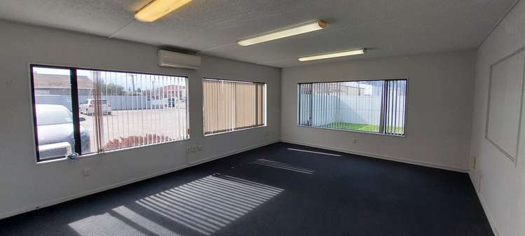 Unit A/108 Bamford Street Woolston_2