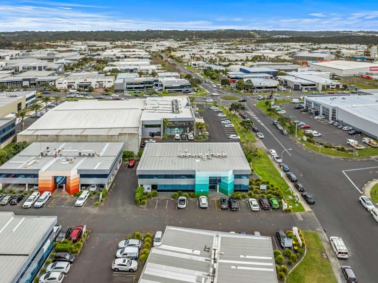 10 & 11/2B William Pickering Drive Rosedale_19