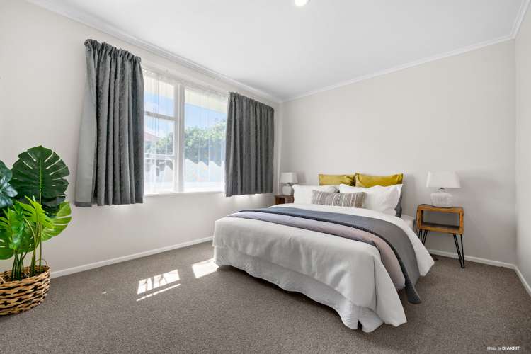 2b Cheriton Road Mellons Bay_6