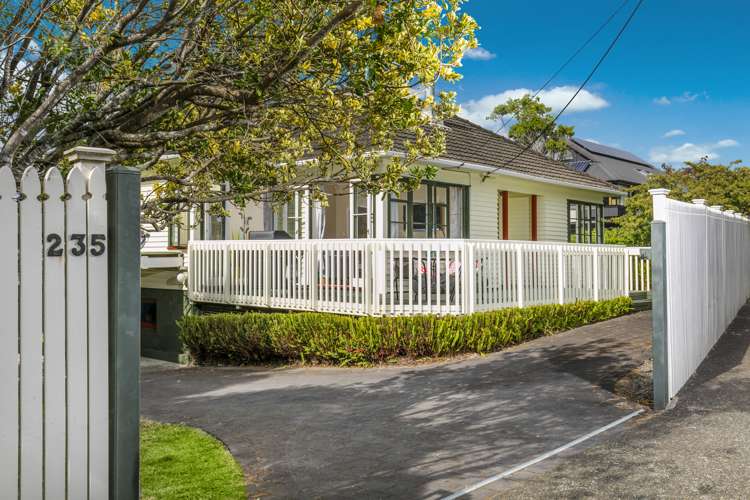 1/235 Lake Road Belmont_19