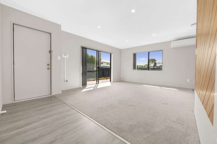 1/3 Kelvin Road Papakura_17