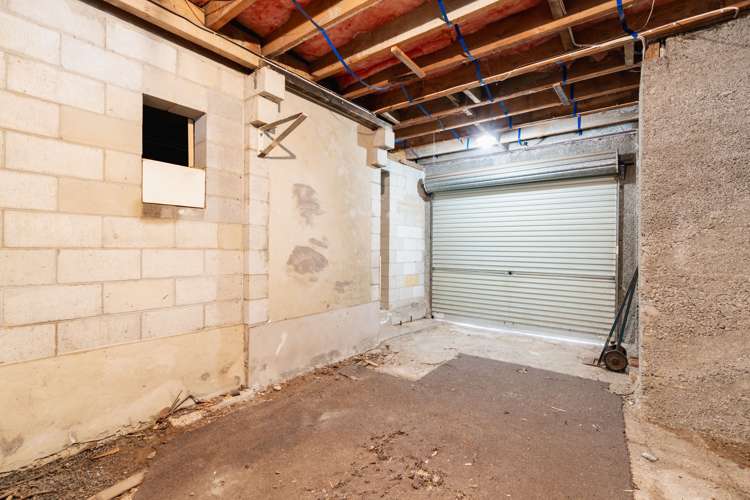 36 Barr Street Kenmure_20