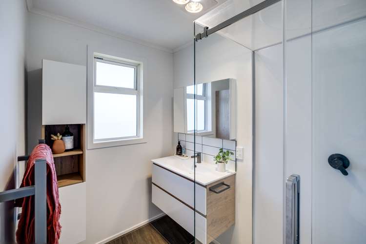 186 Guppy Road Taradale_12