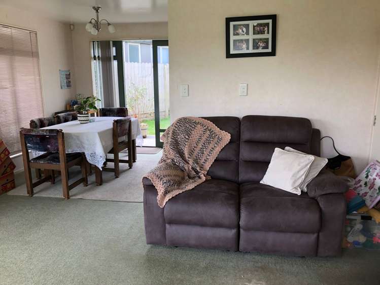 38 Bellville Drive Clendon Park_9