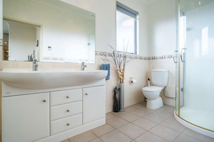 160 Kittiwake Drive Schnapper Rock_15