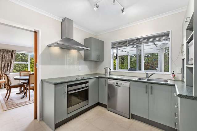 28 Bartlett Grove Tawa_1