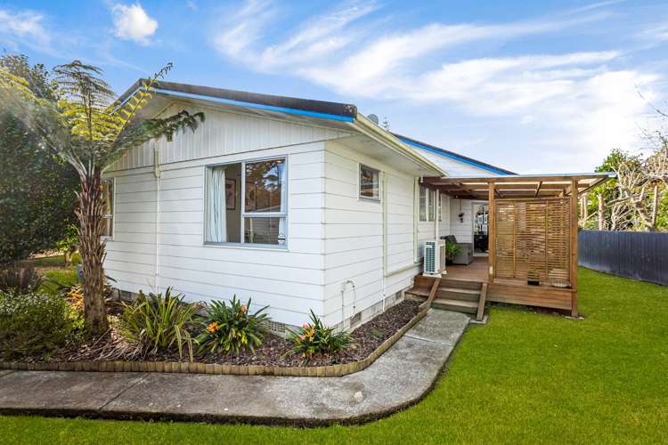 9a John F Kennedy Place Glen Eden_5