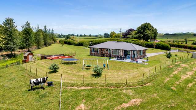 Superb Brick Home With Amazing Views