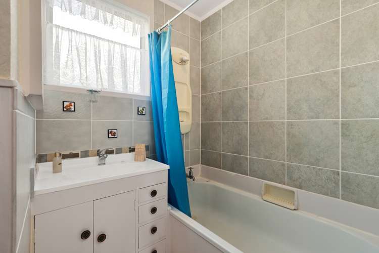 27 Ocean View Road Waihi Beach_8