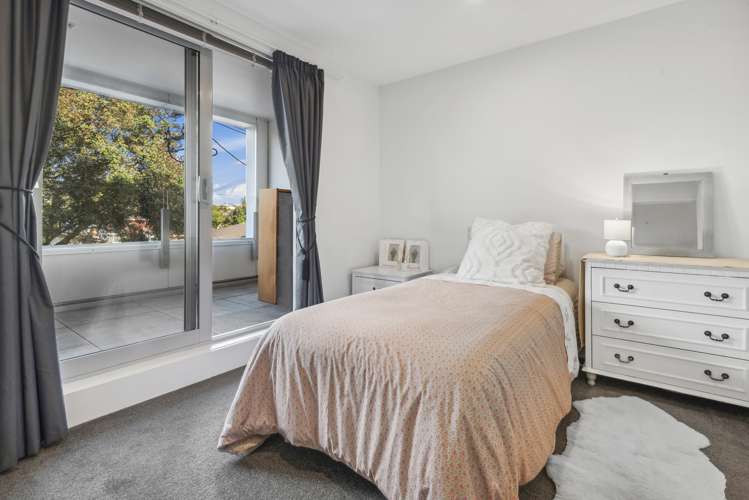 102/25 Bute Road Browns Bay_7