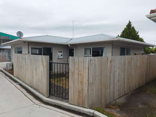 2 Bedrooms on Tremaine