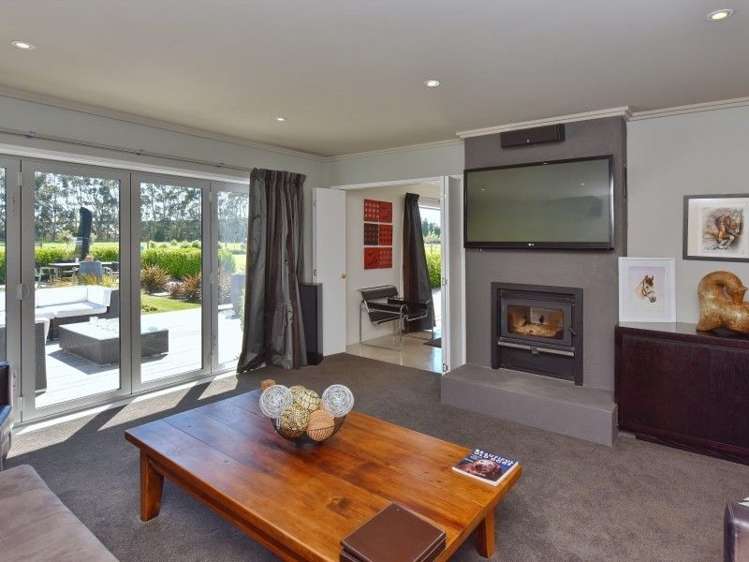 2/197 Lawford Road West Melton_7