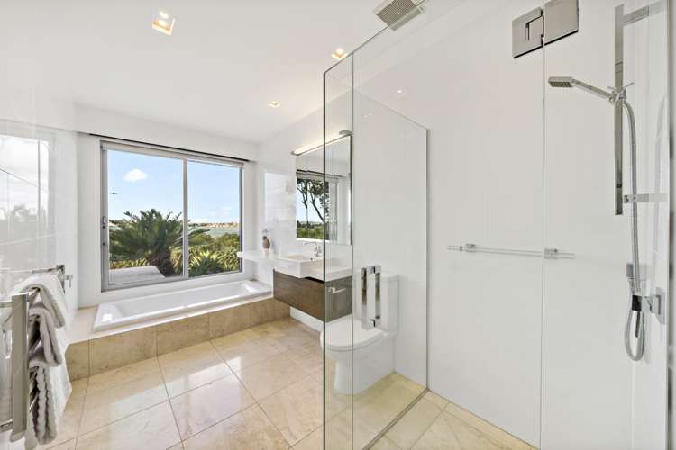 17 Calder Place Wai O Taiki Bay_27