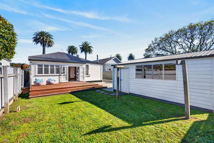 70 Kennedy Road Napier South_14