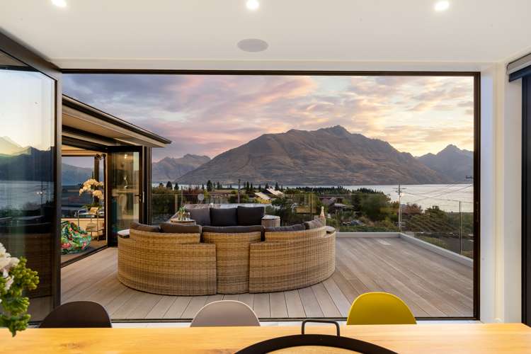 3 Panorama Place Queenstown_15