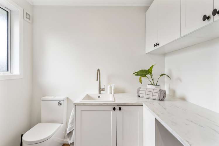 36 Lancaster Road Beach Haven_11