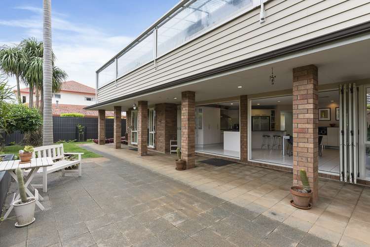 2 Vinograd Drive Te Atatu Peninsula_44