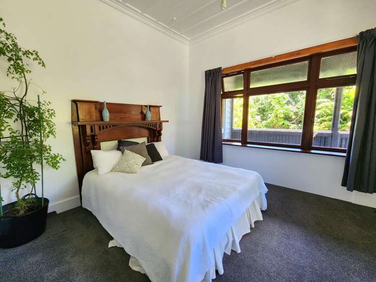 28 Ross Street Dunollie_14