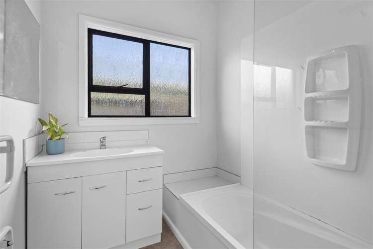 117 Mackworth Street Woolston_10