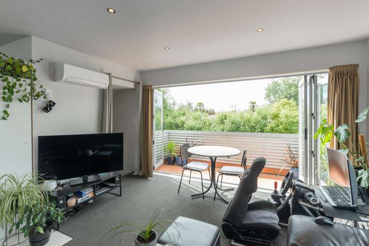 1/443 Hereford Street Linwood_5