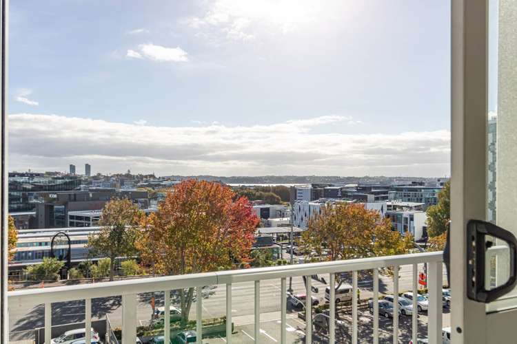 401/72 Nelson Street Auckland Central_1