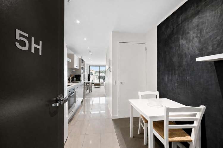 5H/10 Lorne Street Te Aro_8