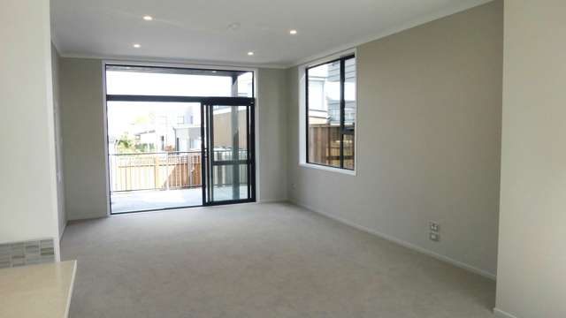 198 Hobsonville Point Road Hobsonville_2