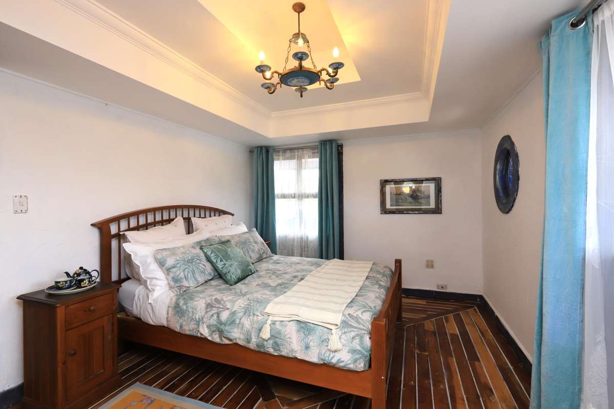 37b Gillies Crescent_4