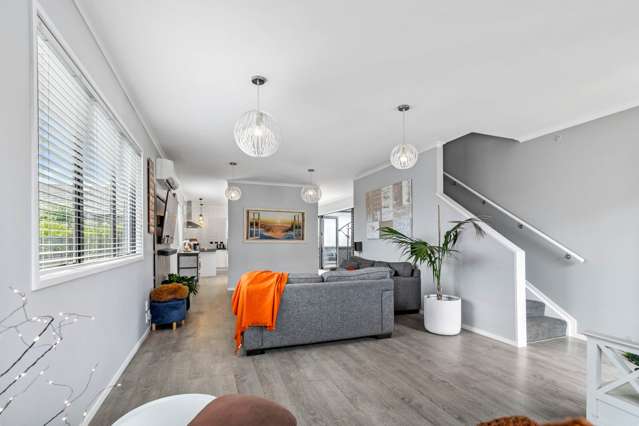 20 Greenbough Lane Greenhithe_3