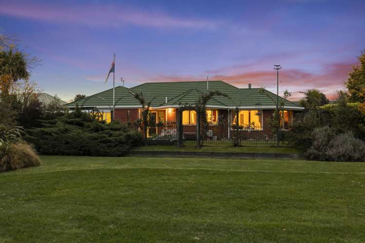 36 Farnswood Place Redwood_23