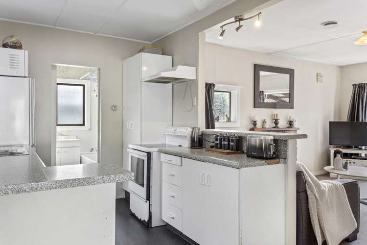 45 Batten Grove The Pines Beach_5