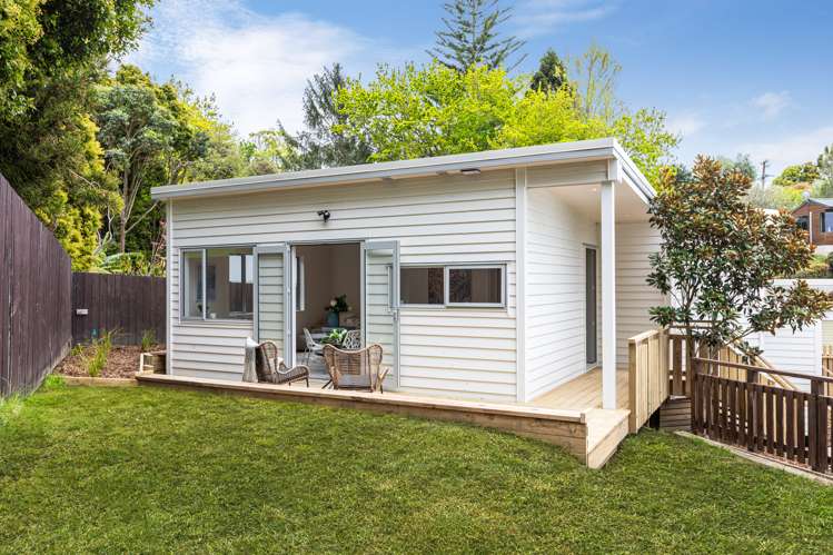 64 Lemnos Place Titirangi_13