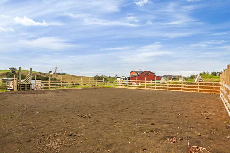 1096f Awhitu Road Pollok_25