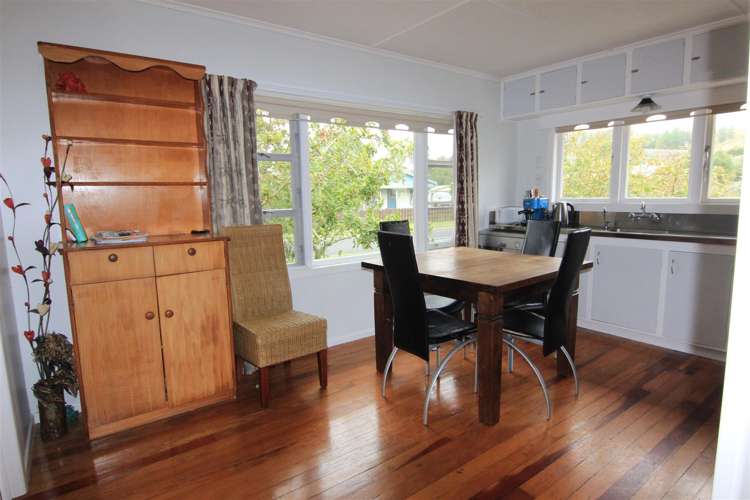 49 Aorangi Road Paeroa_4