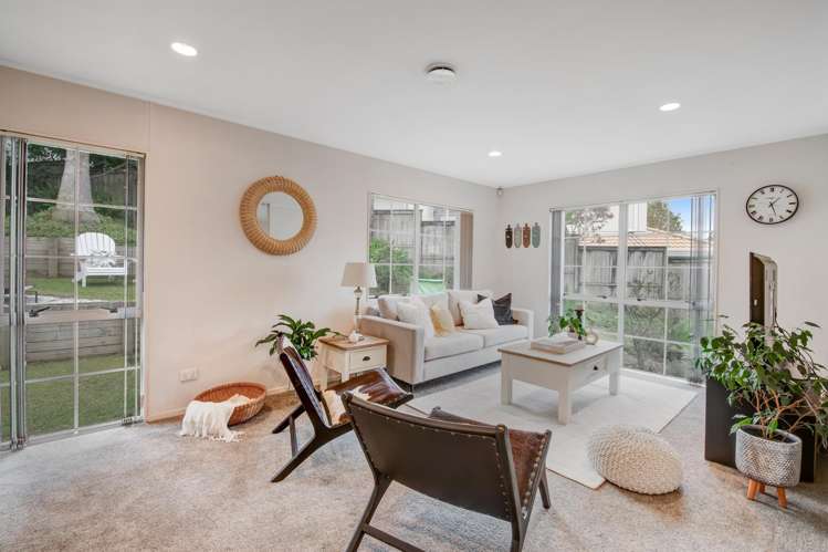 12 Godwin Court Unsworth Heights_8