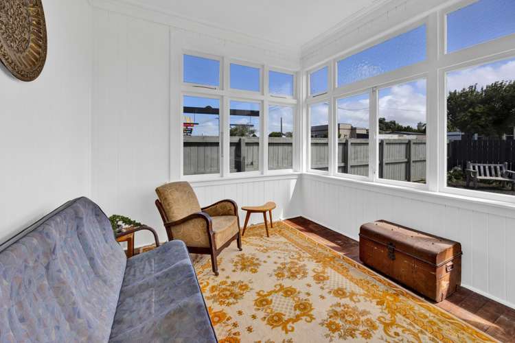 195 South Road Hawera_6