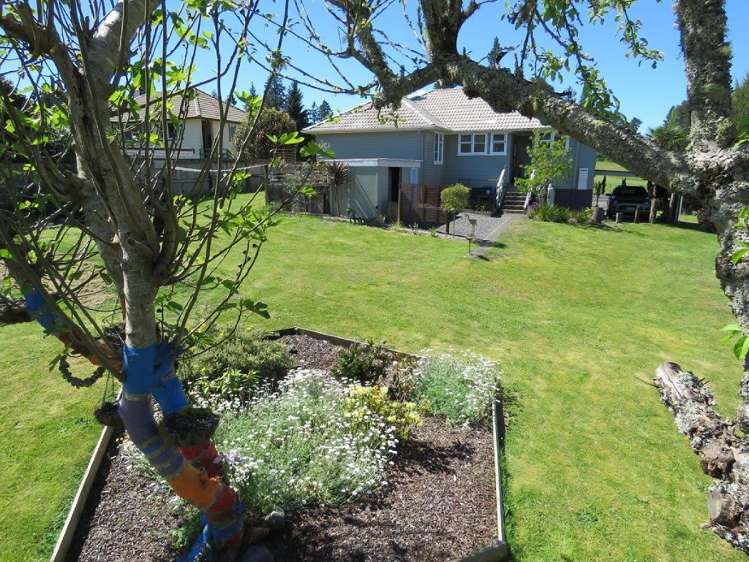 186 Golf Road Taumarunui_2