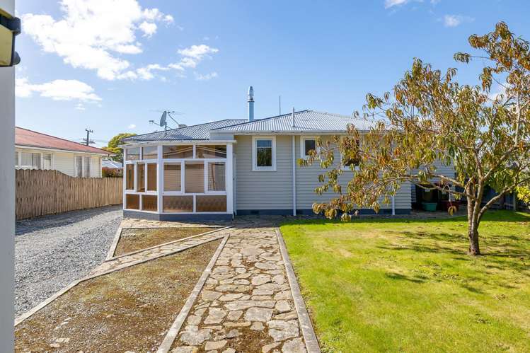 15 Margaret Street Solway_12