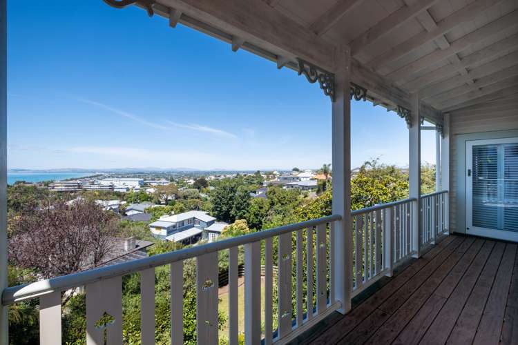 8 Cobden Road Bluff Hill_18