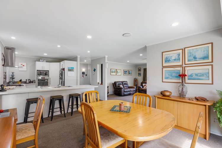 27 Olympus Grove Papamoa_10