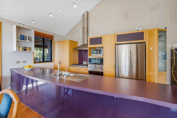 15a Te Papa Road Kawakawa Bay_10