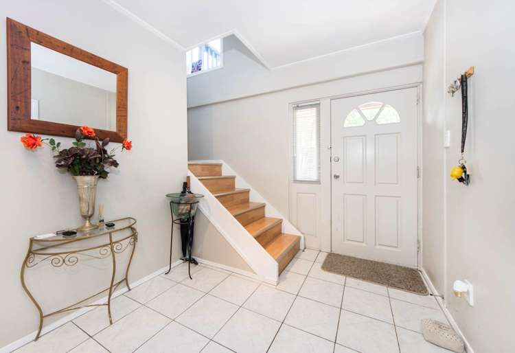 21 Anna Watson Road Half Moon Bay_1